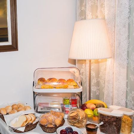 Hotel Brasilia ポルト エクステリア 写真