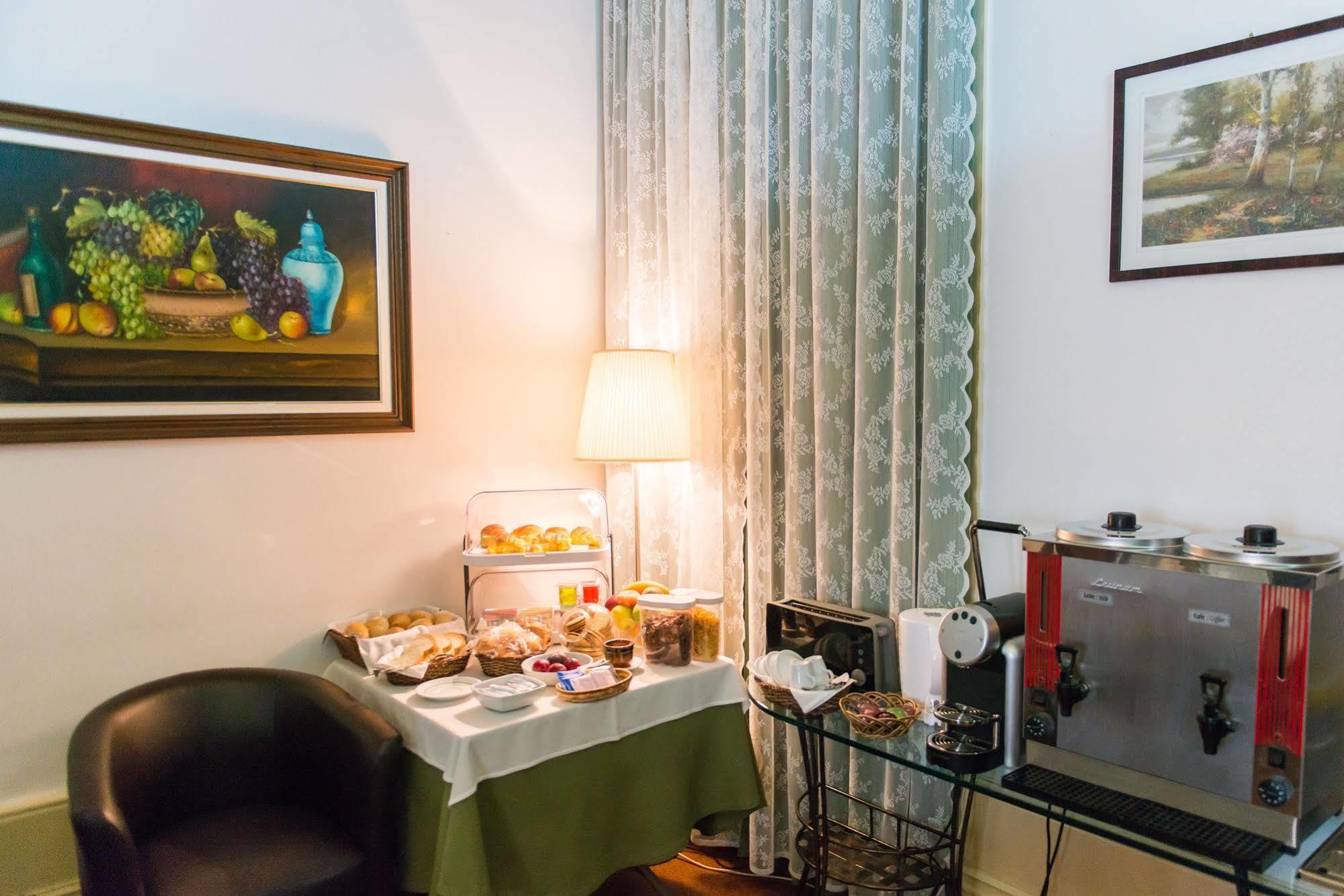 Hotel Brasilia ポルト エクステリア 写真